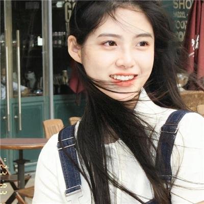 在那河畔青草青